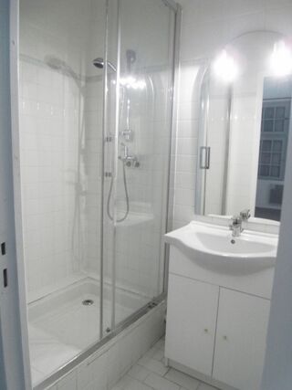  Appartement à louer 2 pièces 58 m²