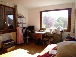  Appartement à louer 4 pièces 96 m²