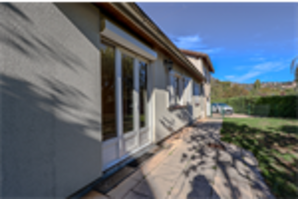 Location Maison Maison de 129 m² avec terrain arboré à VAUGNERAY Vaugneray