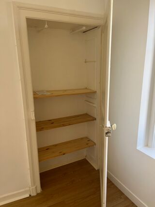  Appartement à louer 1 pièce 30 m²