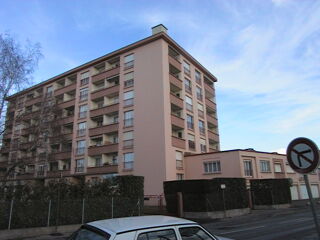  Parking / Garage à louer 14 m²
