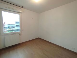  Appartement à louer 3 pièces 66 m²