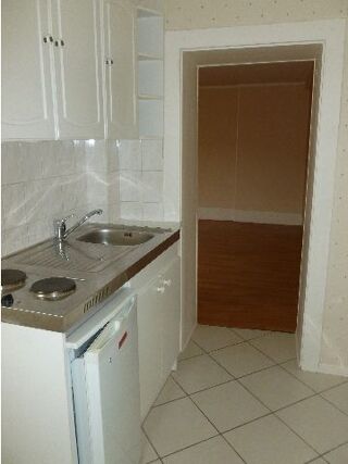  Appartement à louer 1 pièce 24 m²
