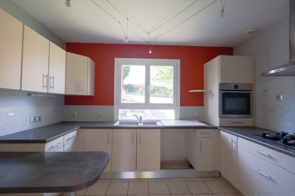 Location Maison Maison de 129 m² avec terrain arboré à VAUGNERAY Vaugneray