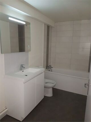 Appartement à louer 3 pièces 66 m²