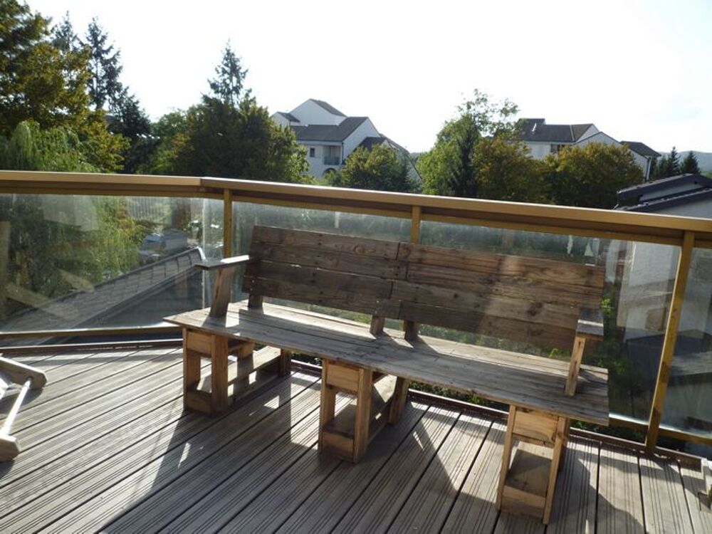 Location Appartement Grand Type 3 rénové et meublé Cran-gevrier