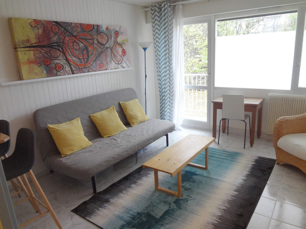 Location Appartement Studio meublé à  la douane Gaillard