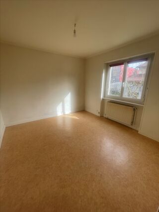  Appartement à louer 2 pièces 67 m²