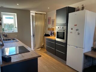 Appartement à louer 4 pièces 65 m²