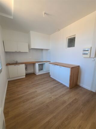  Appartement � louer 4 pi�ces 93 m� Montpellier