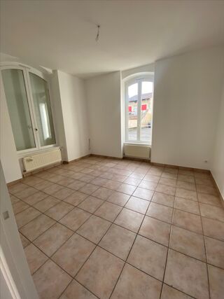  Appartement à louer 3 pièces 50 m²