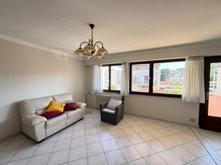  Appartement à louer 2 pièces 55 m²