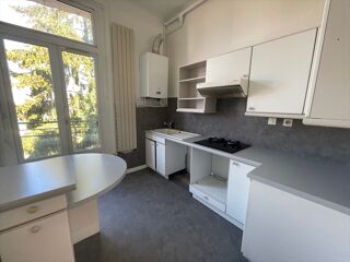  Appartement � louer 4 pi�ces 91 m�