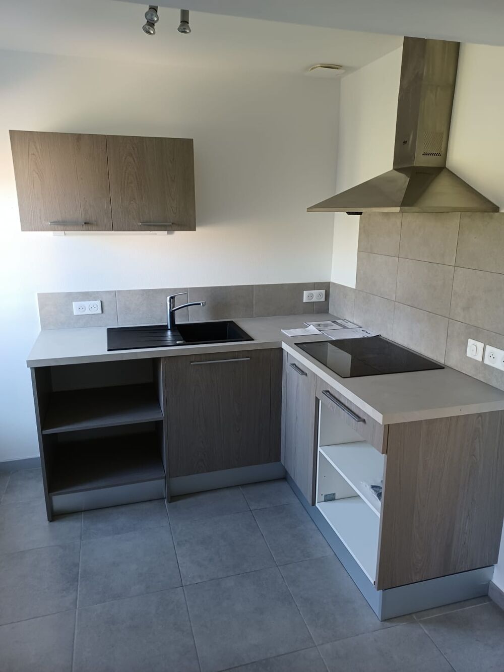 Location Appartement ST PIERRE LA PALUD Saint-pierre-la-palud