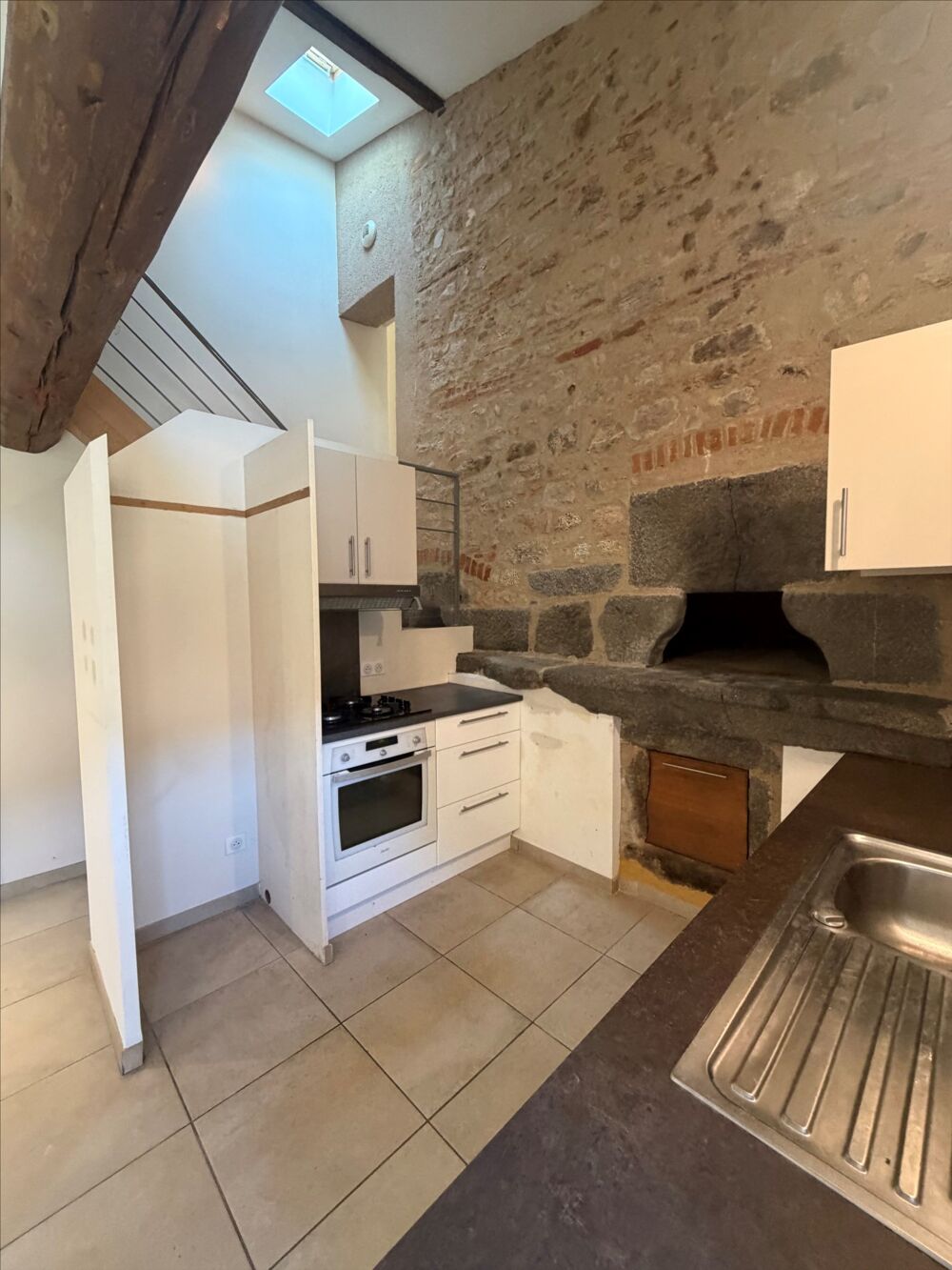 Location Appartement T2 bis en duplex de 54m² avec place de parking Vaugneray