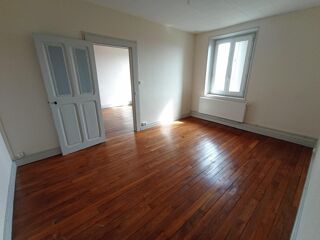  Appartement à louer 4 pièces 81 m²