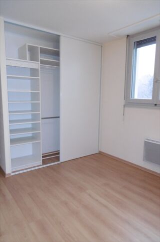  Appartement � louer 3 pi�ces 80 m�