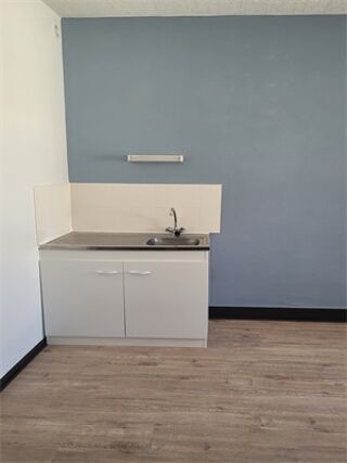  Appartement à louer 5 pièces 90 m²