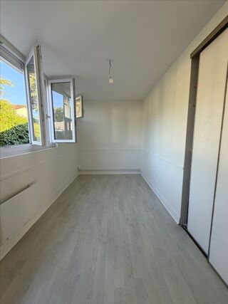  Appartement à louer 2 pièces 53 m²