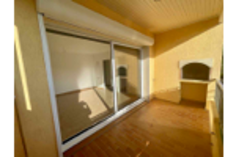   Appart F3 avec terrasse et garage individuel Appartement - 3 pi�ce(s) - 63 m�