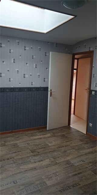  Appartement à louer 4 pièces 46 m²