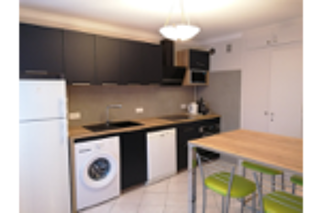  Appartement à louer 2 pièces 55 m²