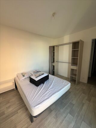  Appartement à louer 3 pièces 67 m²