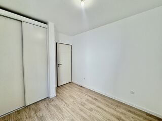  Appartement à louer 3 pièces 63 m²