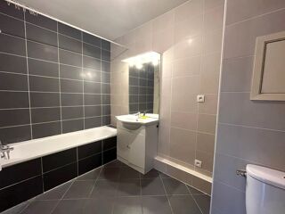  Appartement à louer 2 pièces 43 m²
