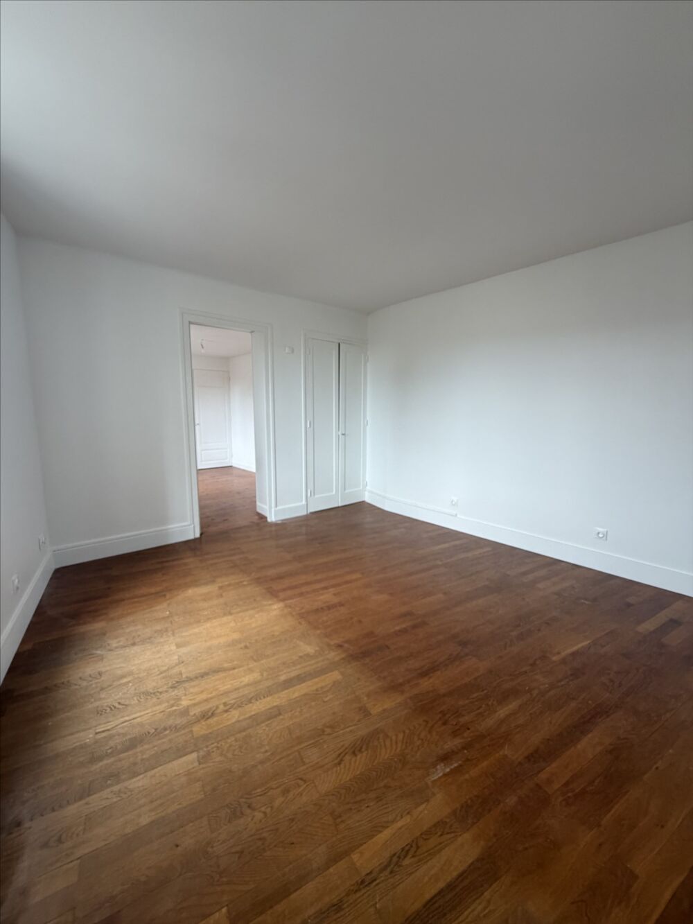 Location Maison Maison de 108 m² avec grand sous-sol  et petit extérieur centre de vaugneray Vaugneray