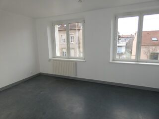  Appartement à louer 3 pièces 49 m²