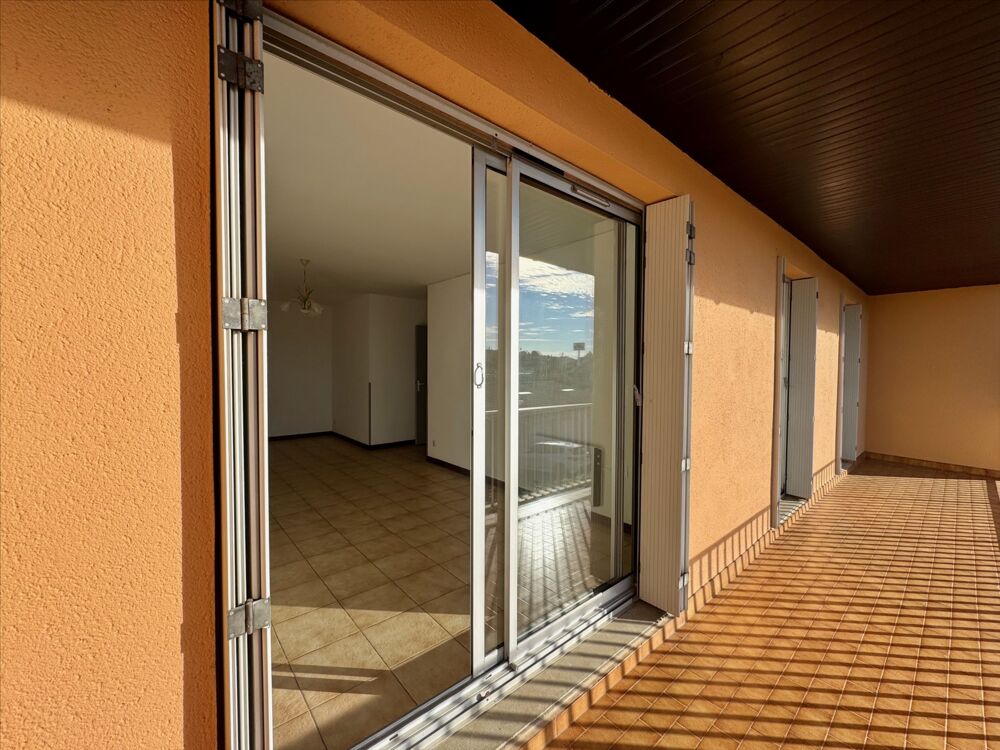Location Appartement F2 residence sécurisée avec gd balcon et parking Beziers