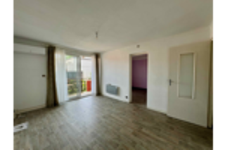  Appartement à louer 4 pièces 54 m²