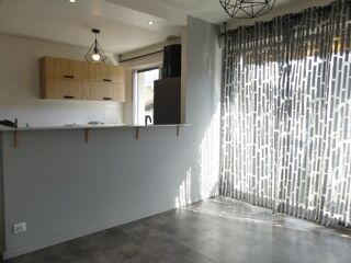  Appartement à louer 2 pièces 44 m²