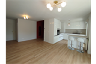  Appartement à louer 4 pièces 112 m²