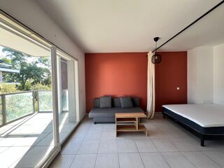  Appartement à louer 1 pièce 35 m²