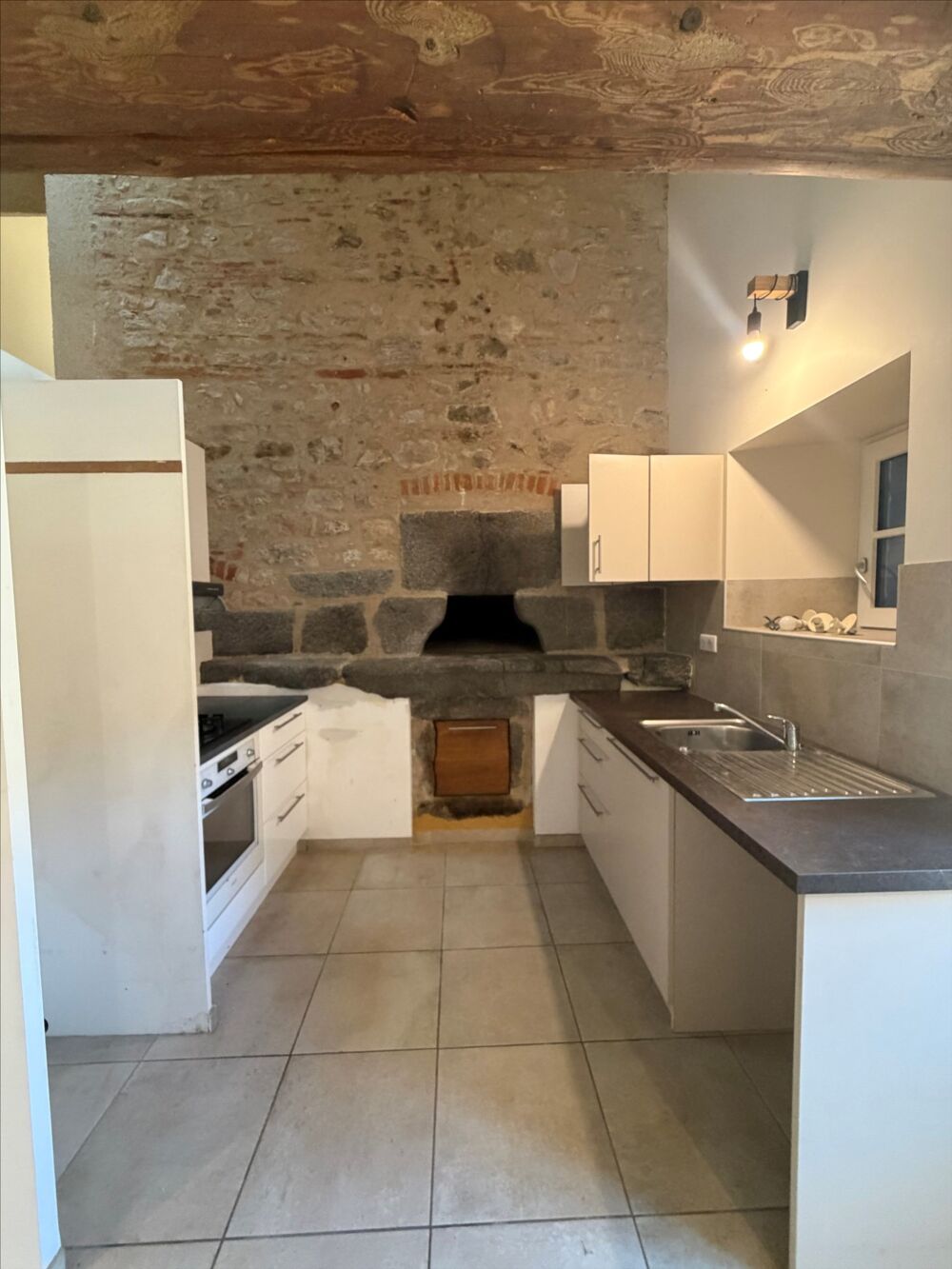 Location Appartement T2 bis en duplex de 54m² avec place de parking Vaugneray