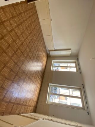  Appartement à louer 4 pièces 98 m²