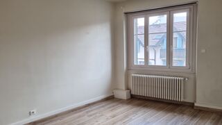  Appartement � louer 3 pi�ces 90 m�