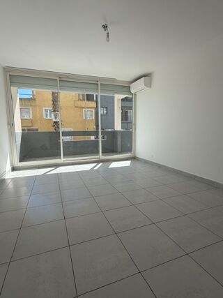  Appartement à louer 2 pièces 44 m²