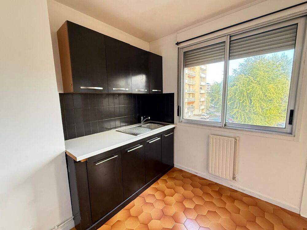 Location Appartement Studio cente ville, proche transports Annemasse
