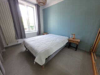  Appartement à louer 4 pièces 86 m²