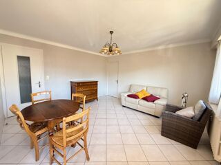  Appartement à louer 2 pièces 55 m²