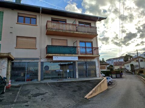   Local commercial avec vitrine 