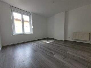  Appartement à louer 2 pièces 62 m²