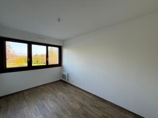  Appartement � louer 4 pi�ces 94 m� Ambilly