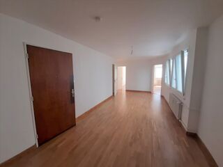  Appartement à louer 7 pièces 175 m²