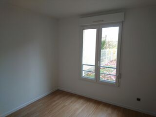  Appartement à louer 4 pièces 72 m²