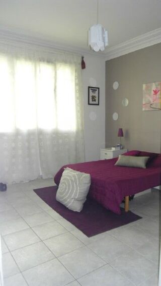  Appartement à louer 3 pièces 96 m²
