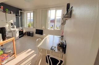  Appartement à louer 3 pièces 41 m²